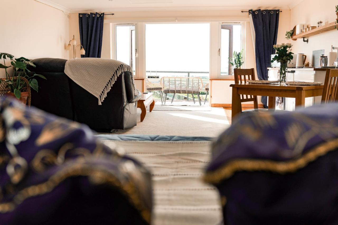 Spacious Sea-View Apt. Overlooking St Ives Bay Gwithian Buitenkant foto